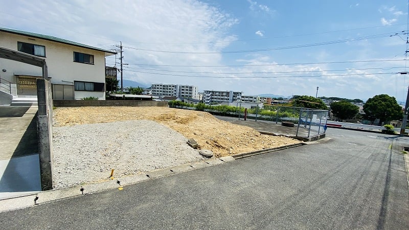 八幡西区日吉台2丁目6号地がご商談中となりました。