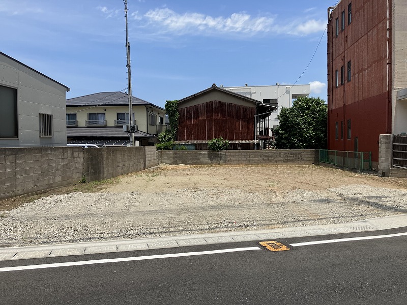 八幡西区東鳴水2丁目7号地が商談中となりました。