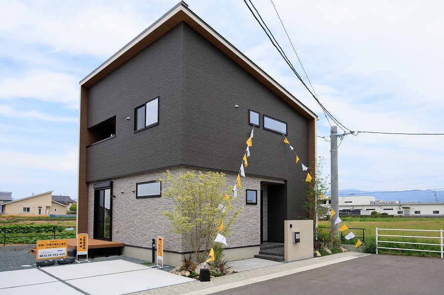ヒカリテラス上峰町5号地がご契約となりました。
