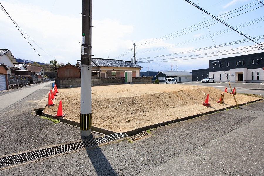 サンコート 飯塚市上三緒7号地が価格公開となりました。