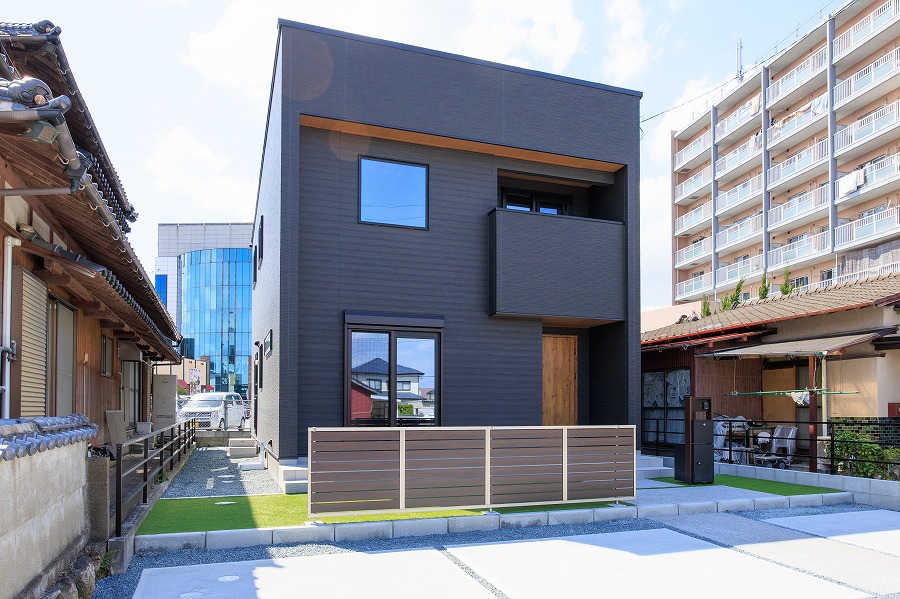 ONEHOUSE 鳥栖市元町3号地がご契約となりました。