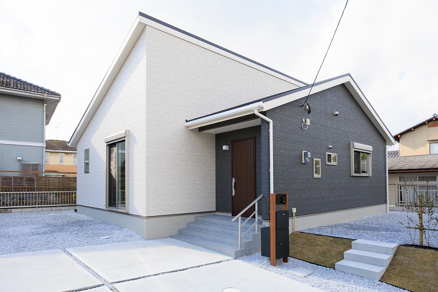 サンコート 直方市上新入15号地がご契約となりました。