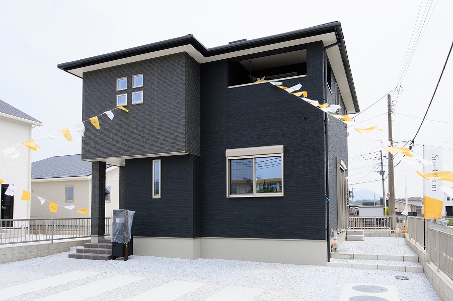 サンコート 田川市弓削田9号地がご契約となりました。