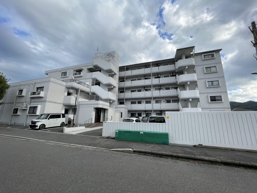 サングレイス朽網206がご契約となりました。