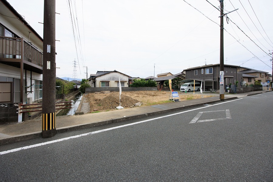 サンコート 八代市松崎町2号地がご契約となりました。